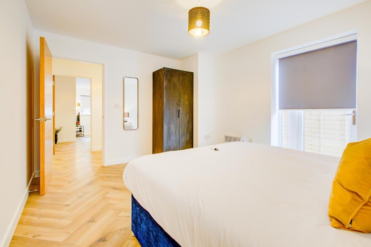 Hybrid Resi - London, Mitcham Close To Tooting And Wimbledon Митчам Экстерьер фото